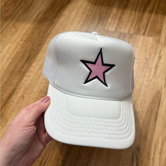 Katydid Pink Star White Hat NEW - Picture 1 of 2